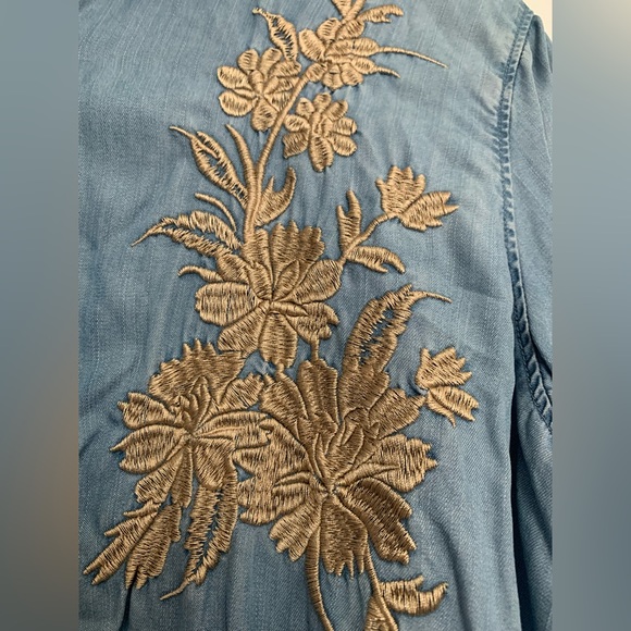 Zara Premium Denim Embroidered Blouse - Picture 5 of 6